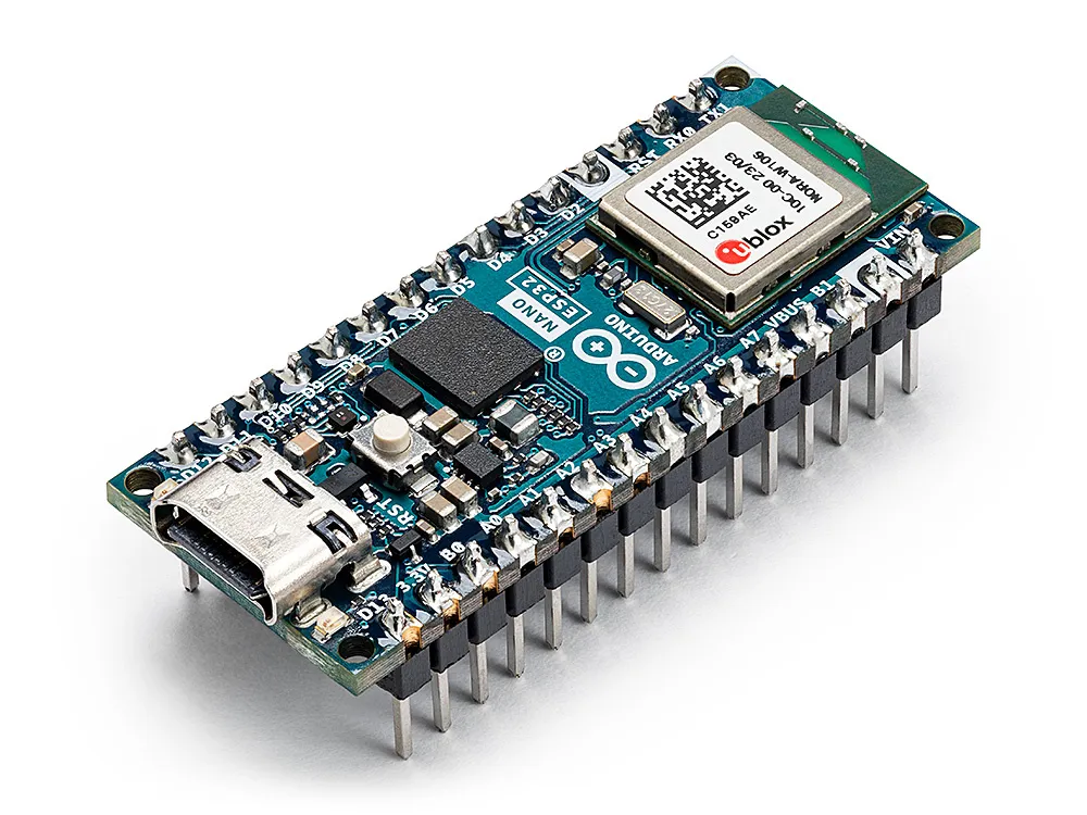 Arduino® Nano ESP32 med förlödda headers
