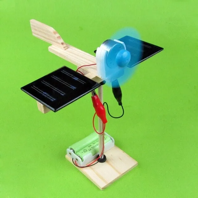 Miniatyr träflygplan med solenergi (Pedagogiskt)