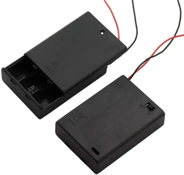 3x AAA batterihållare med av/på-brytare (4.5V)